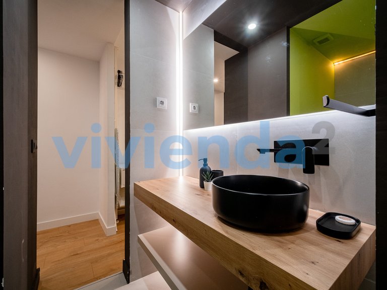 Apartment for Sale in Acacias, Madrid 38