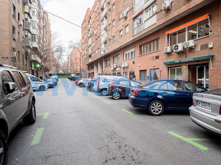 Apartment for Sale in Acacias, Madrid 36