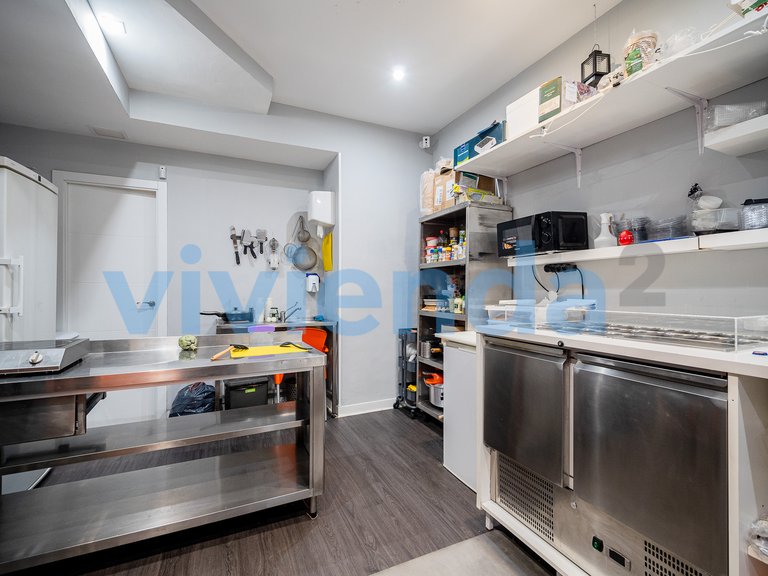 Commercial for Sale in Goya, Madrid 11