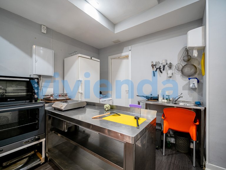 Commercial for Sale in Goya, Madrid 7