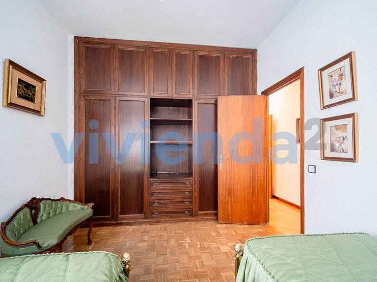 Apartment for Sale in Gaztambide, Madrid 18