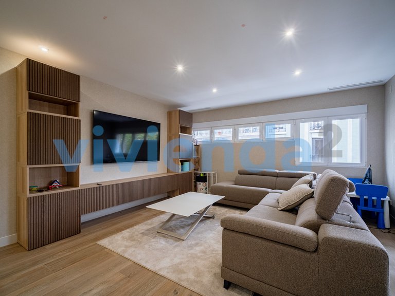 Apartment for Sale in Goya, Madrid 1