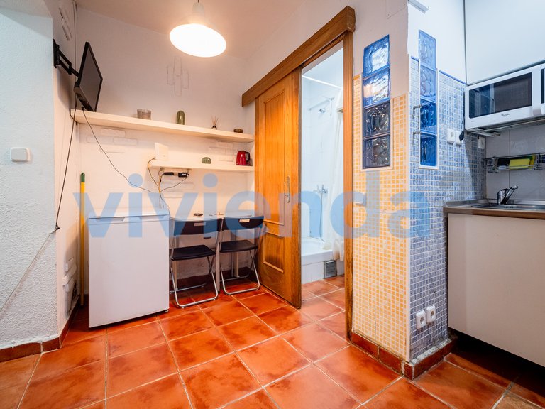 Apartment for Sale in Embajadores, Madrid 10