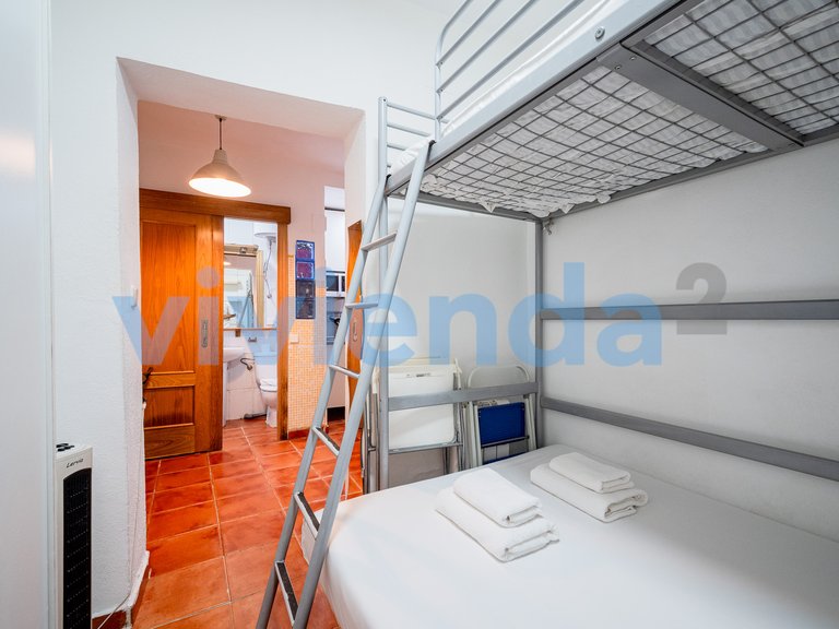 Apartment for Sale in Embajadores, Madrid 17