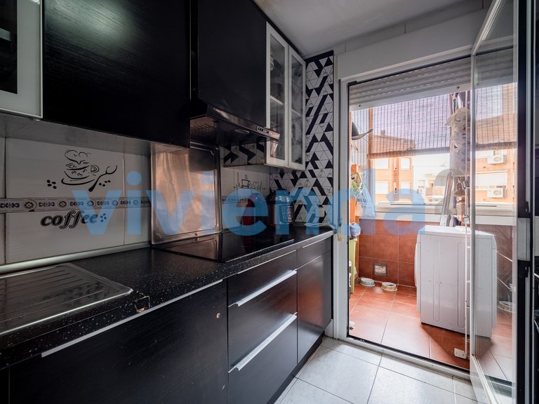 Apartment for Sale in Ventas, Madrid 13