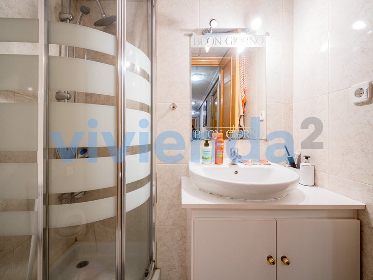Apartment for Sale in Ventas, Madrid 18