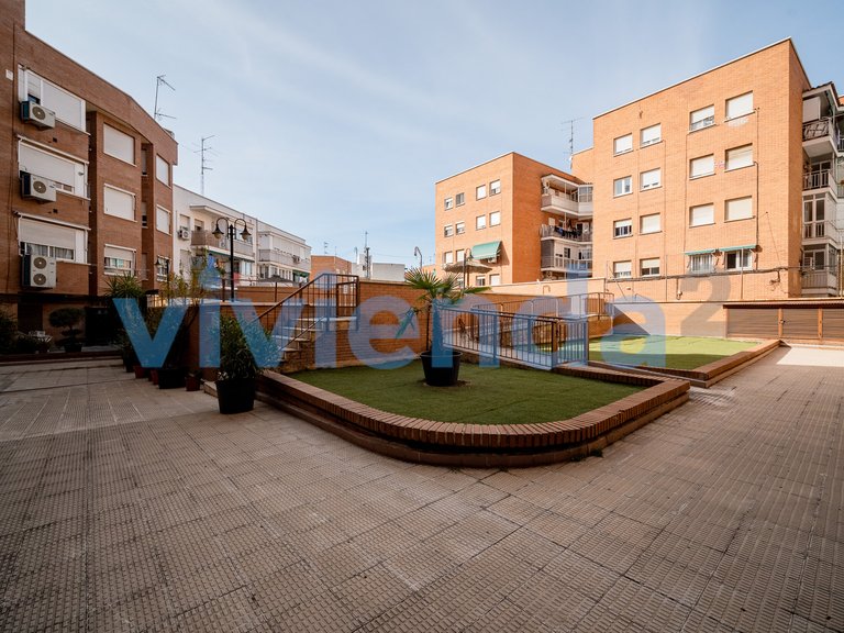 Apartment for Sale in Ventas, Madrid 3