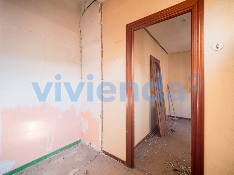 Apartment for Sale in Pueblo Nuevo, Madrid 11