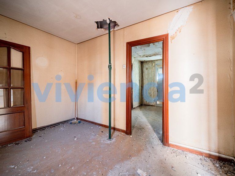 Apartment for Sale in Pueblo Nuevo, Madrid 13