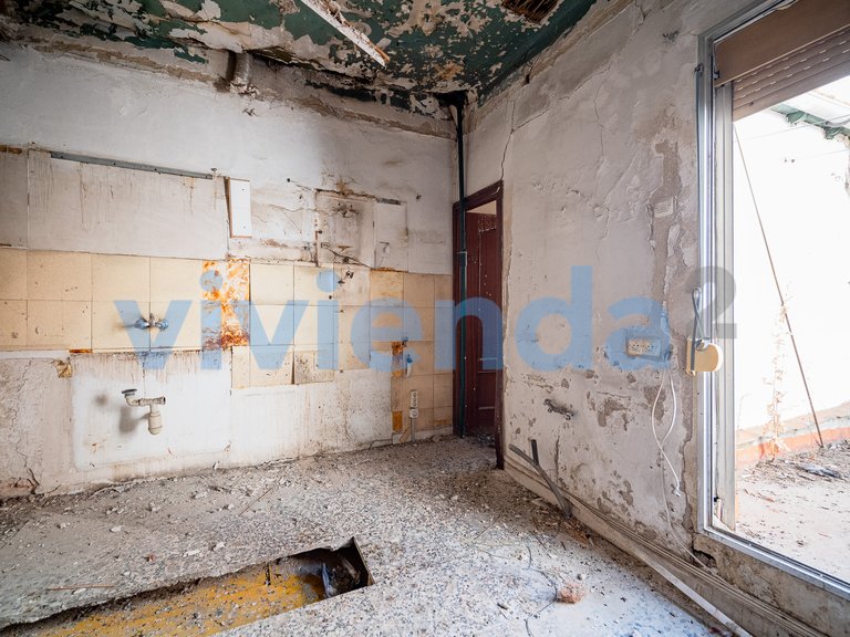 Apartment for Sale in Pueblo Nuevo, Madrid 14