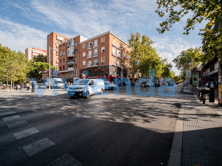 Apartment for Sale in Pueblo Nuevo, Madrid 29