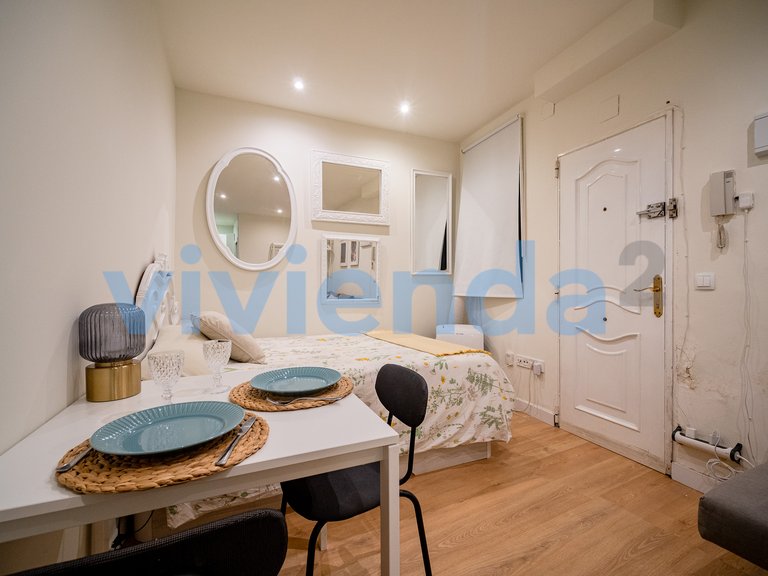 Apartment for Sale in Palacio, Madrid 15