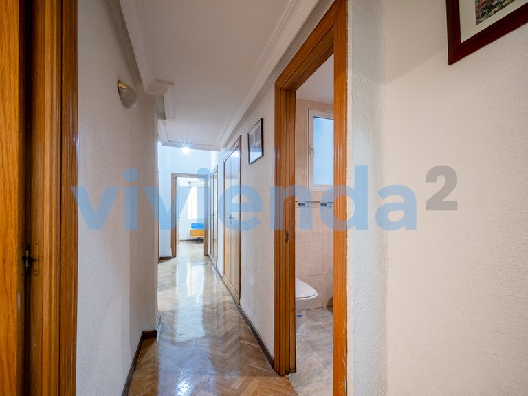 Apartment for Sale in Delicias, Madrid 33