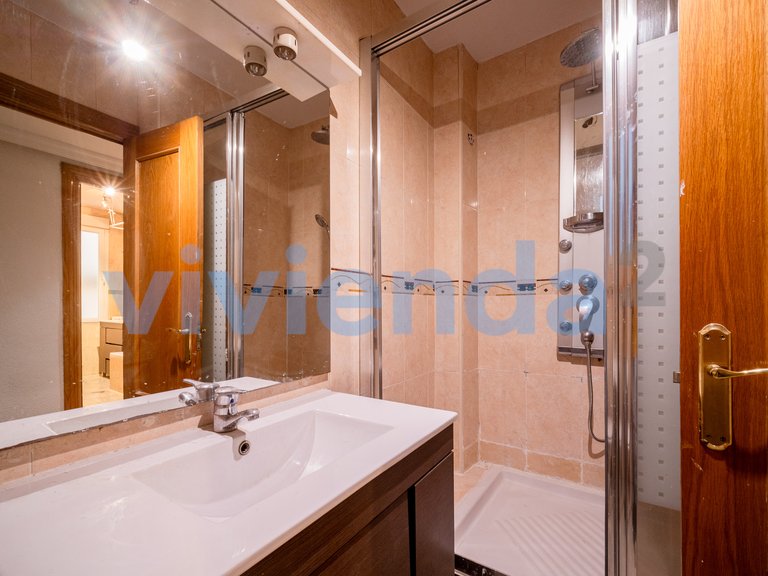Apartment for Sale in Delicias, Madrid 25