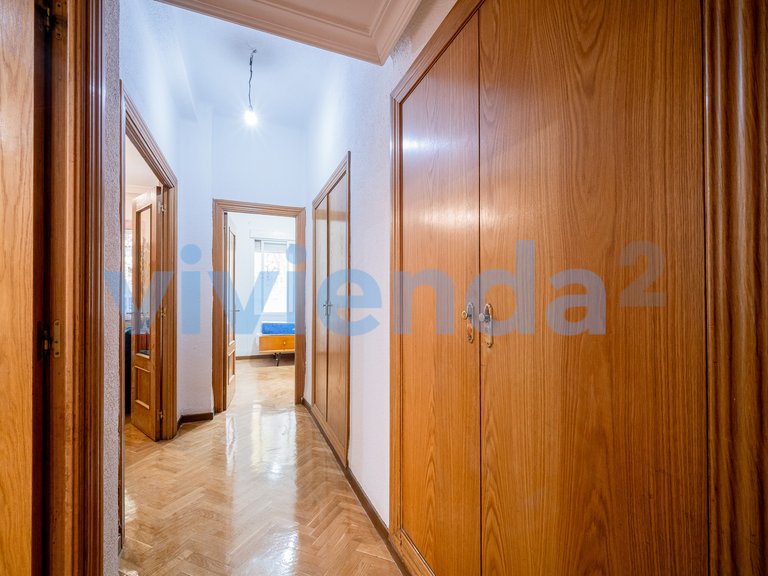 Apartment for Sale in Delicias, Madrid 30