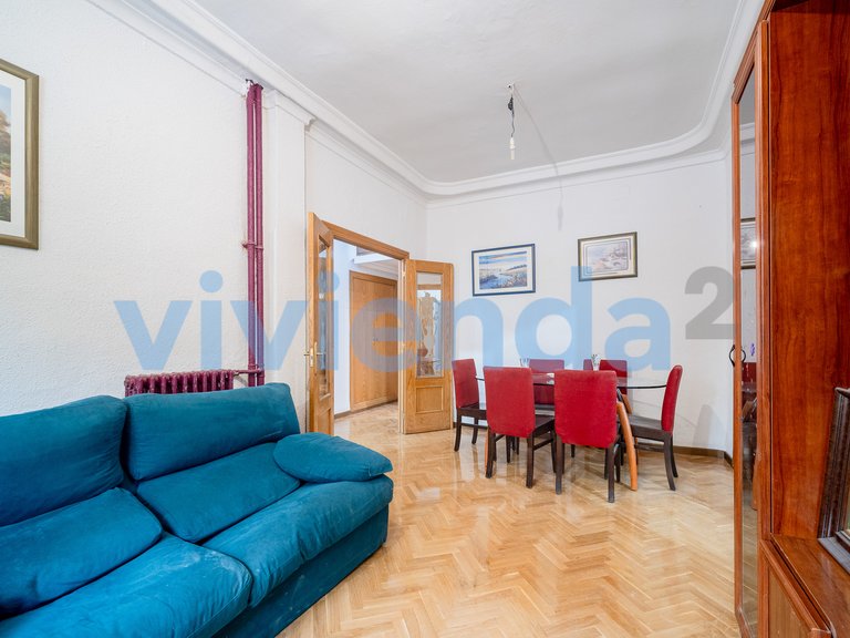 Apartment for Sale in Delicias, Madrid 7