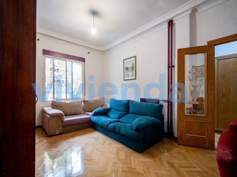 Apartment for Sale in Delicias, Madrid 6