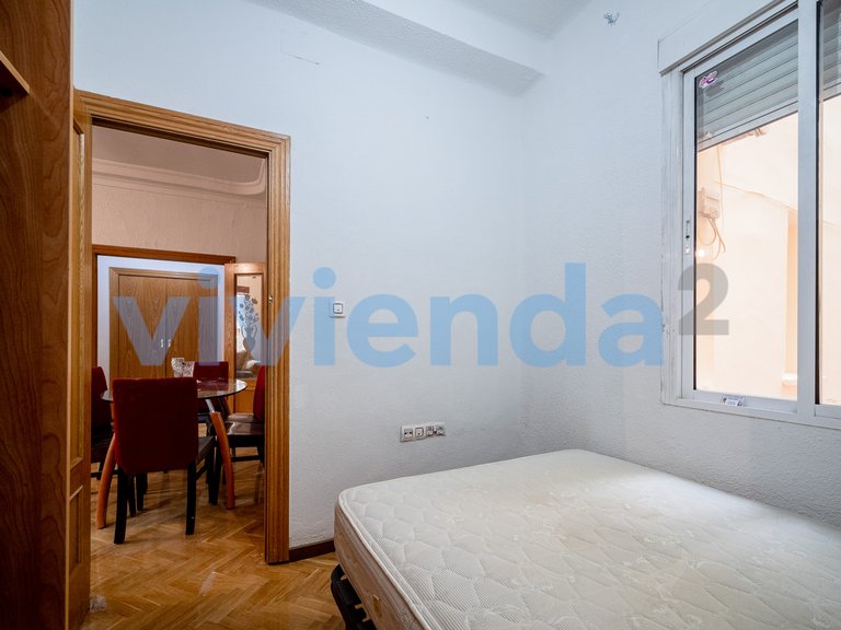 Apartment for Sale in Delicias, Madrid 21