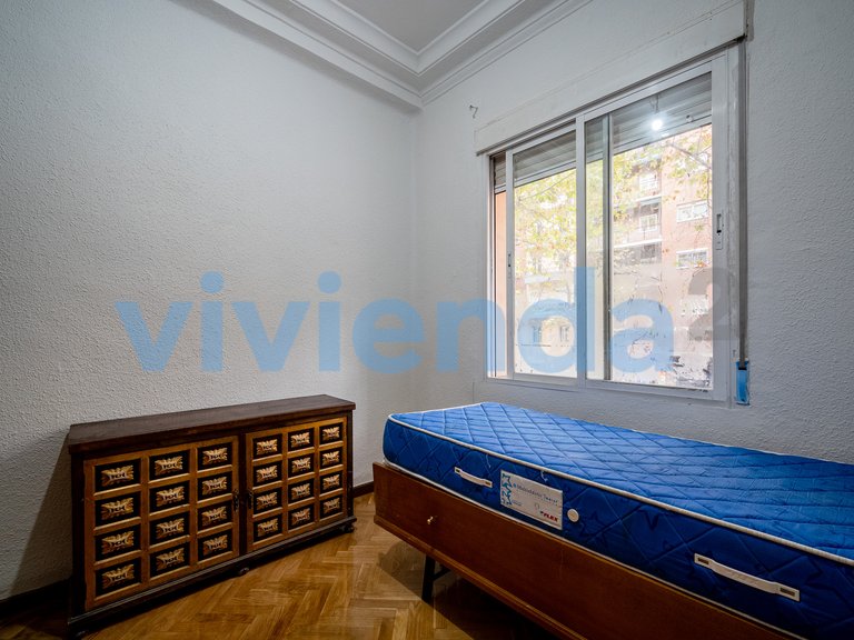 Apartment for Sale in Delicias, Madrid 19