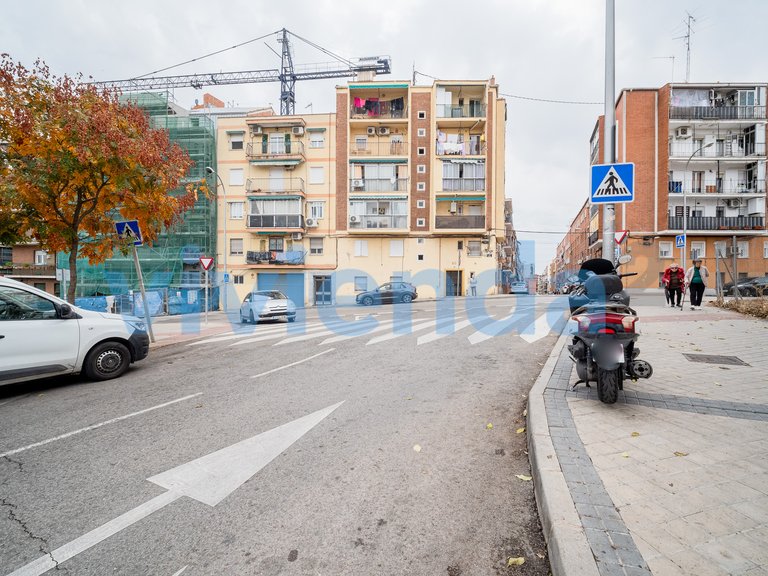 Apartment for Sale in San Isidro, Madrid 24
