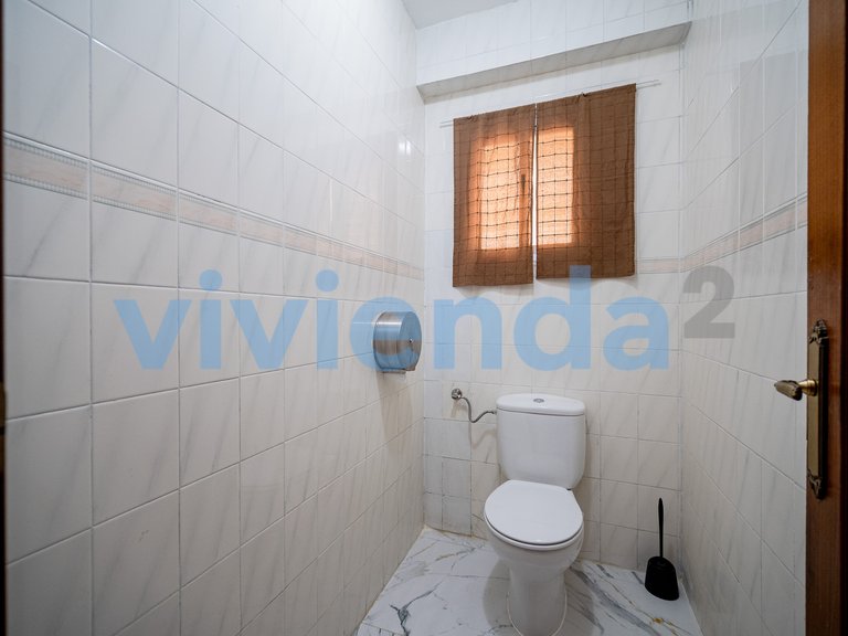 Commercial for Sale in Guindalera, Madrid 27