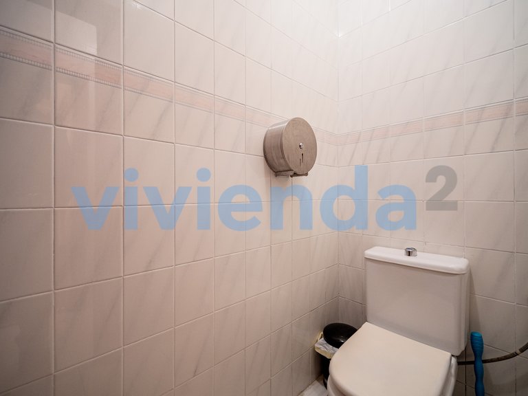 Commercial for Sale in Guindalera, Madrid 32