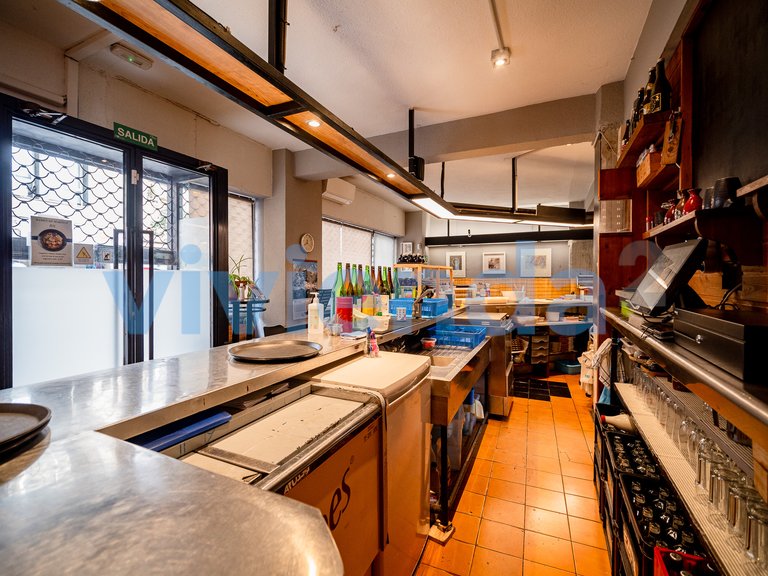 Commercial for Sale in Guindalera, Madrid 2
