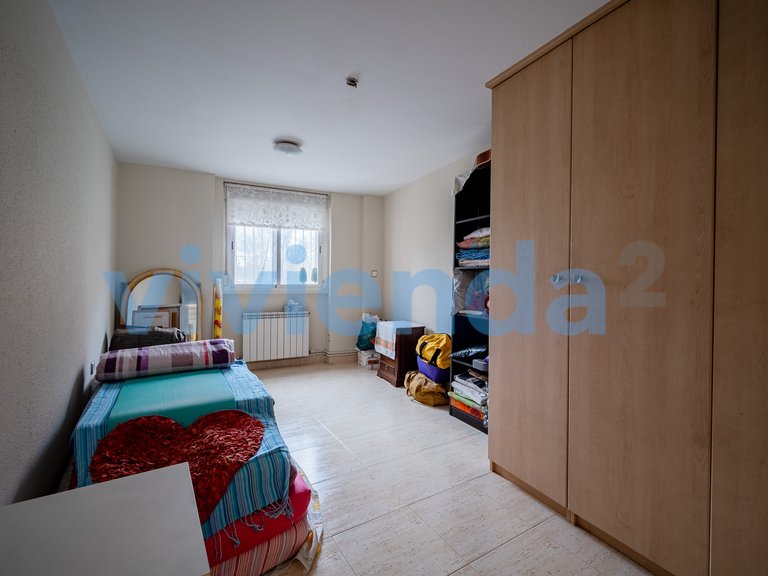 Apartment for Sale in Media Legua, Madrid 23