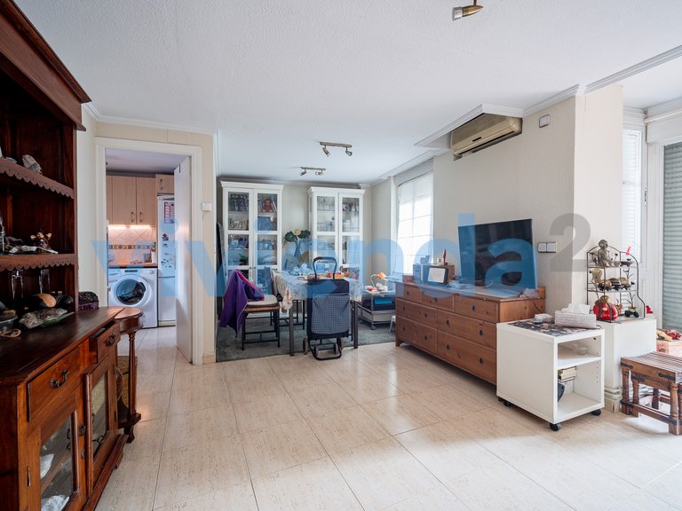 Apartment for Sale in Media Legua, Madrid 19