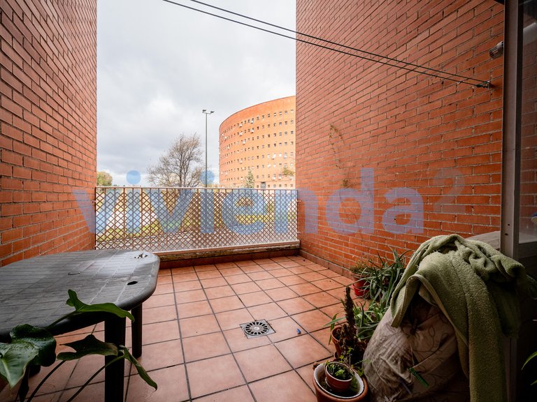 Apartment for Sale in Media Legua, Madrid 12