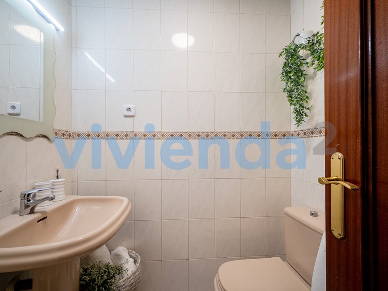Apartment for Sale in Pueblo Nuevo, Madrid 25
