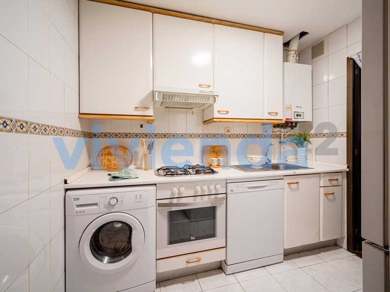 Apartment for Sale in Pueblo Nuevo, Madrid 22