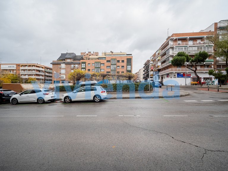Apartment for Sale in Pueblo Nuevo, Madrid 16