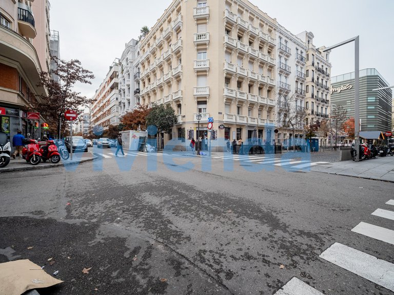 Apartment for Sale in Goya, Madrid 12