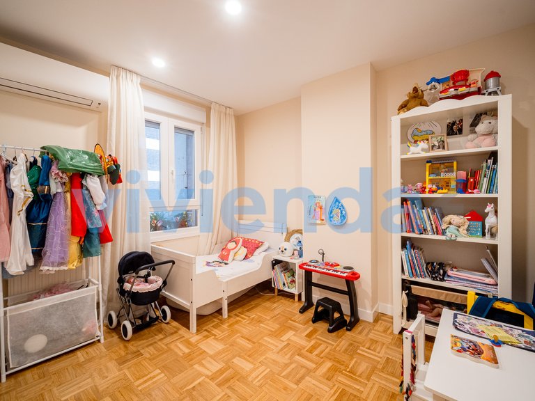 Apartment for Sale in Barrio del Pilar, Madrid 14