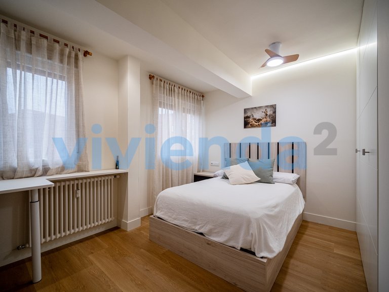 Apartment for Sale in Acacias, Madrid 14