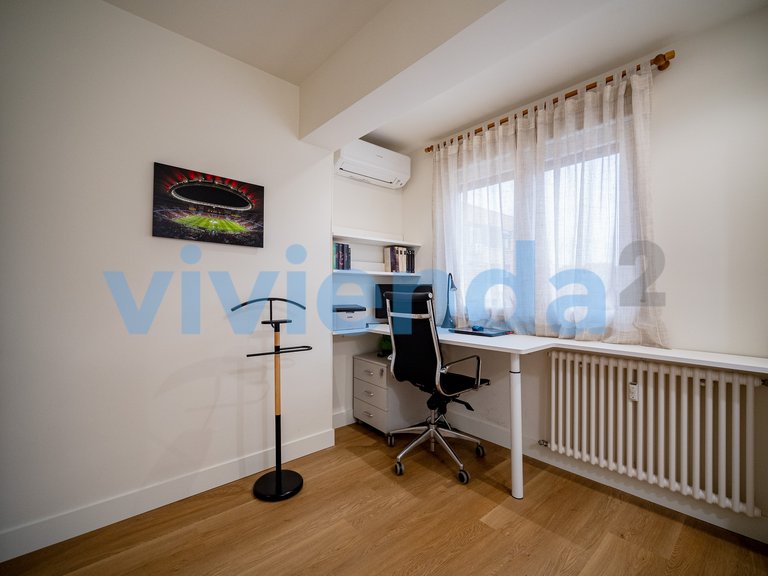 Apartment for Sale in Acacias, Madrid 30