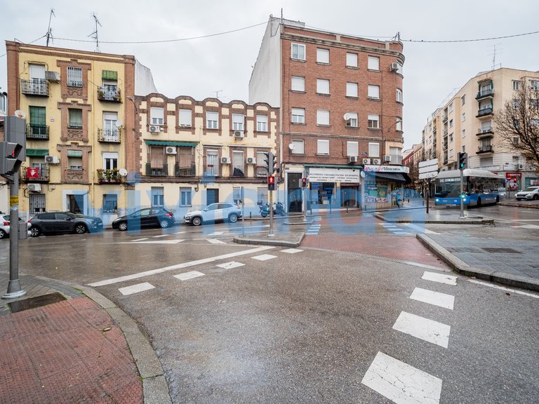 Apartment for Sale in Numancia, Madrid 9