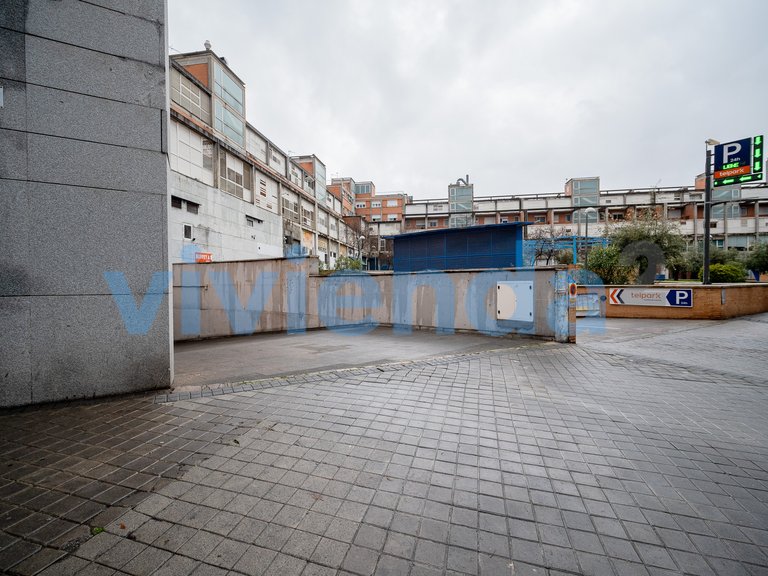 Garage for Sale in Concepción, Madrid 21