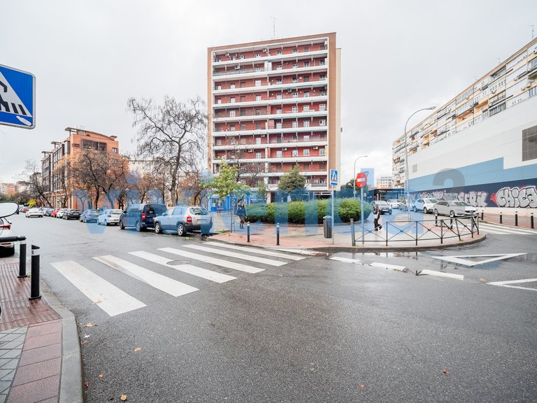 Garage for Sale in Concepción, Madrid 9