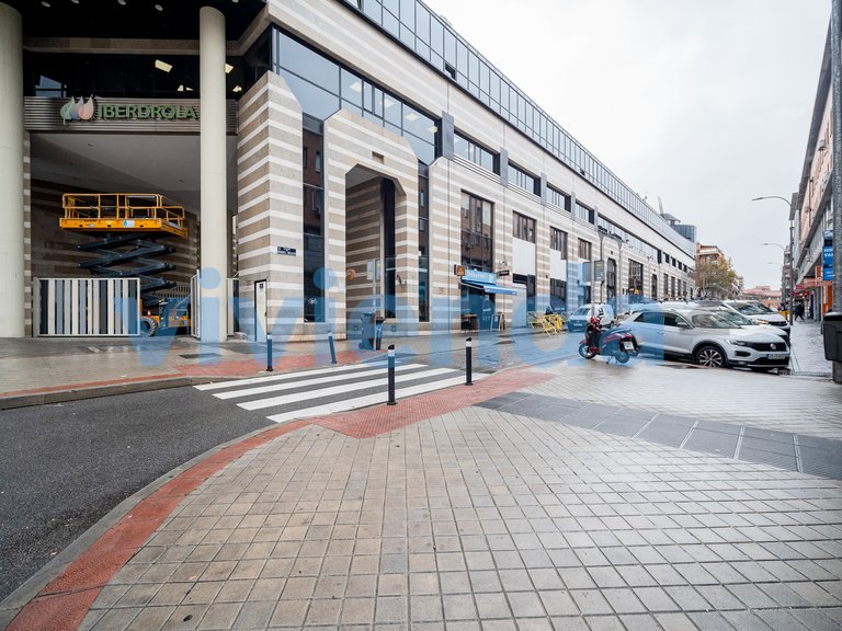 Garage for Sale in Concepción, Madrid 1