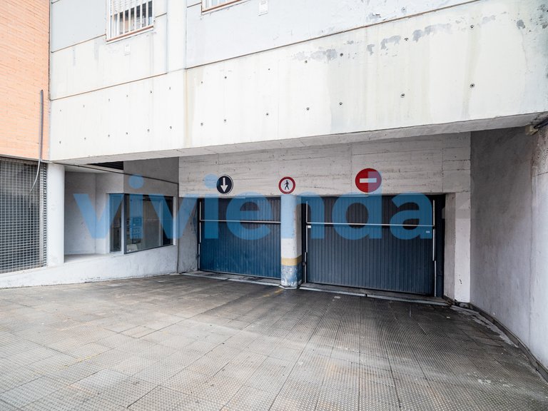 Garage for Sale in Concepción, Madrid 27