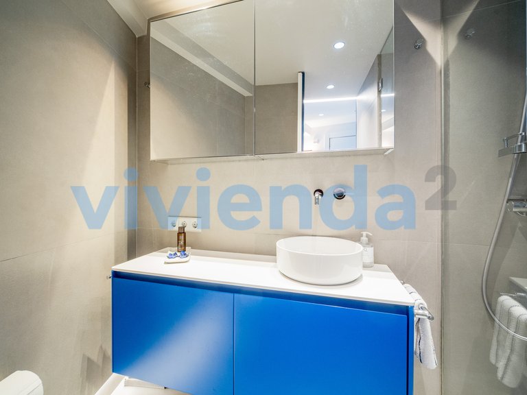 Apartment for Sale in Sol, Madrid 5