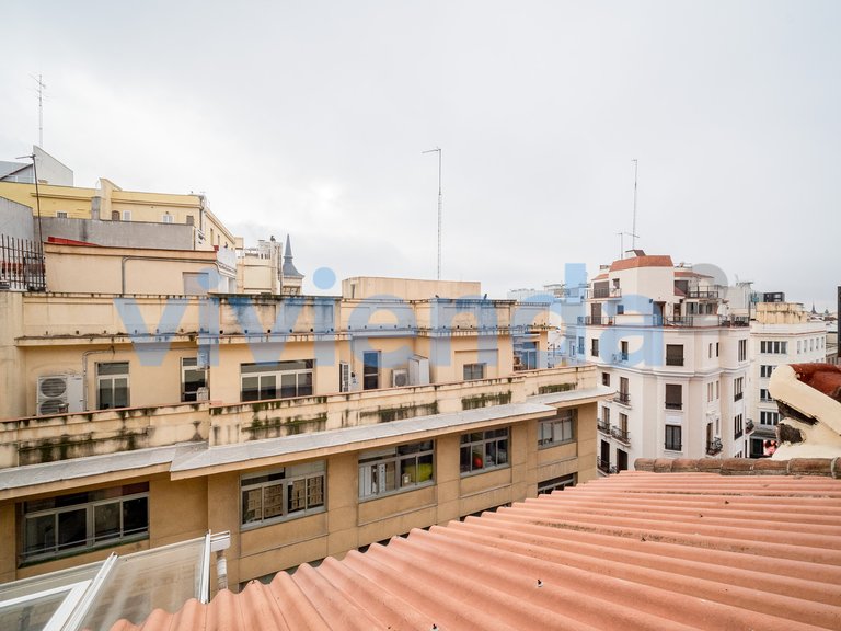 Apartment for Sale in Sol, Madrid 19