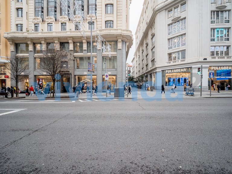 Apartment for Sale in Sol, Madrid 22