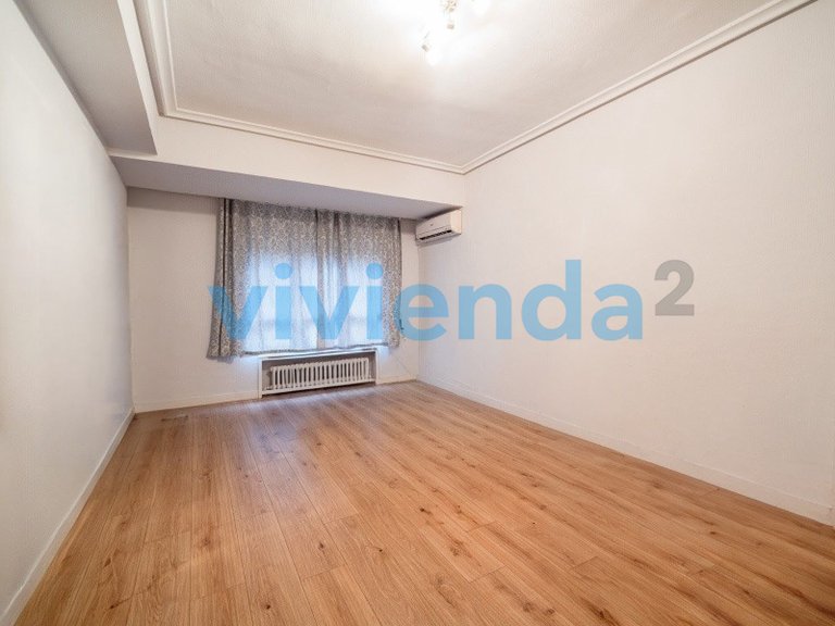 Apartment for Sale in Pacífico, Madrid 7