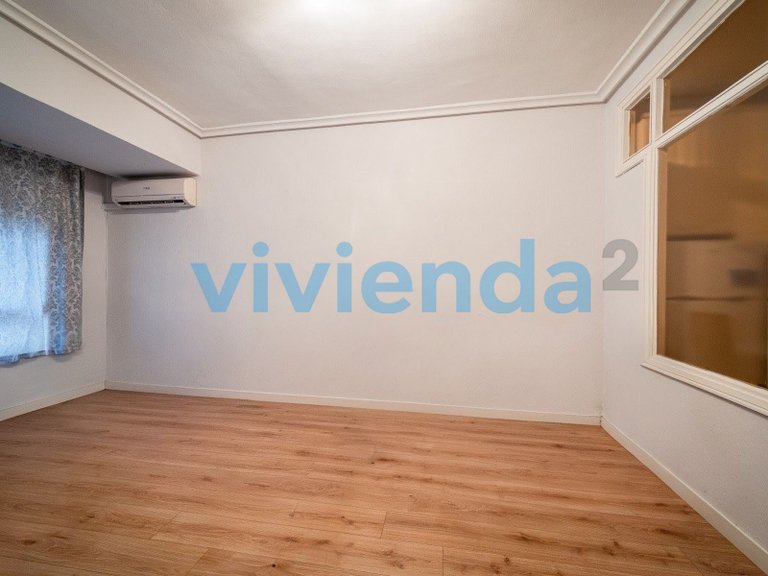 Apartment for Sale in Pacífico, Madrid 13