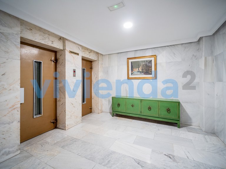 Apartment for Sale in Pacífico, Madrid 12