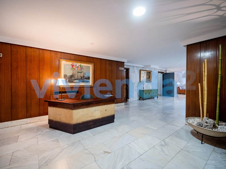 Apartment for Sale in Pacífico, Madrid 4