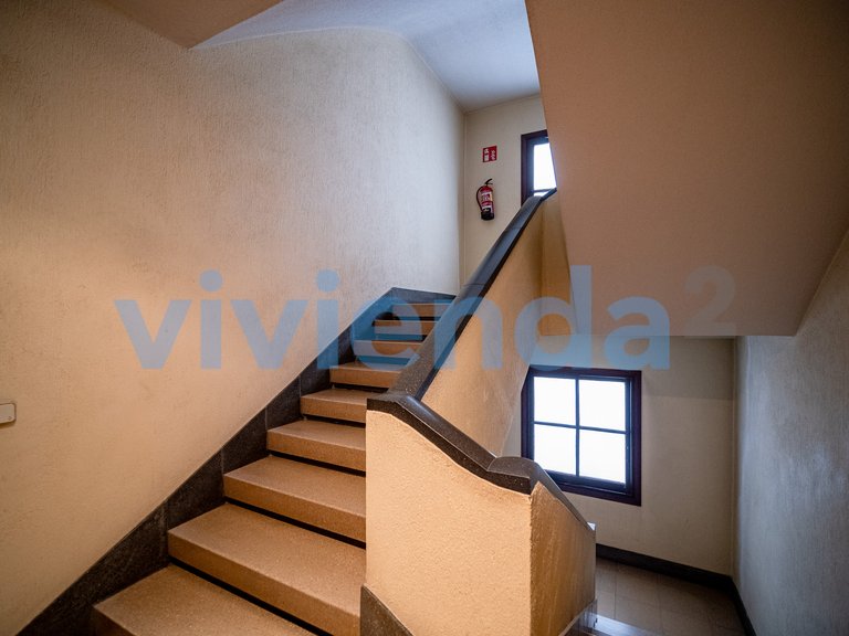 Apartment for Sale in Fuente del Berro, Madrid 19